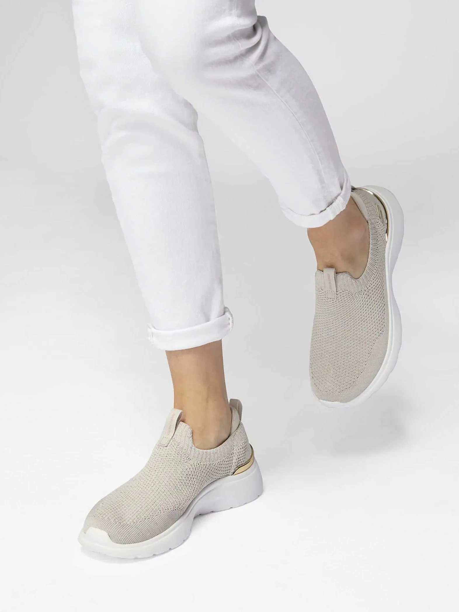 Skechers Beige Roseate - Symptomatic-Dames Instappers
