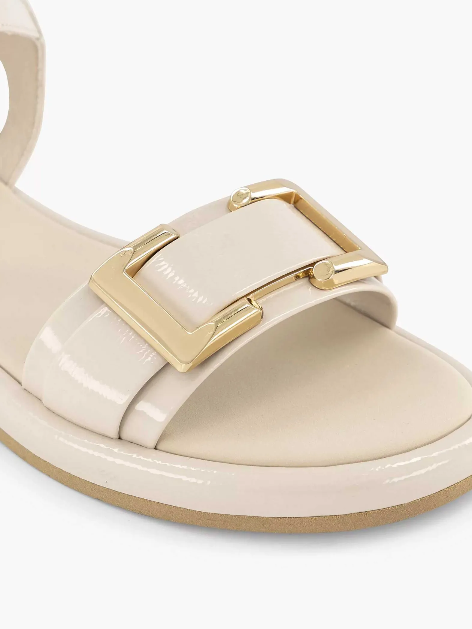 Graceland Beige Sandaal Siergesp-Dames Sandalen