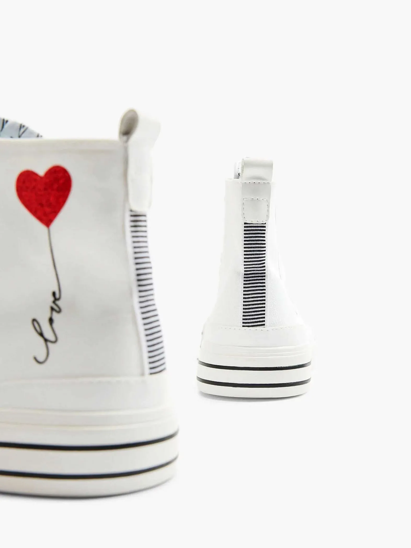 Graceland Witte Hoge Canvas Sneaker Hartje-Dames Sneakers