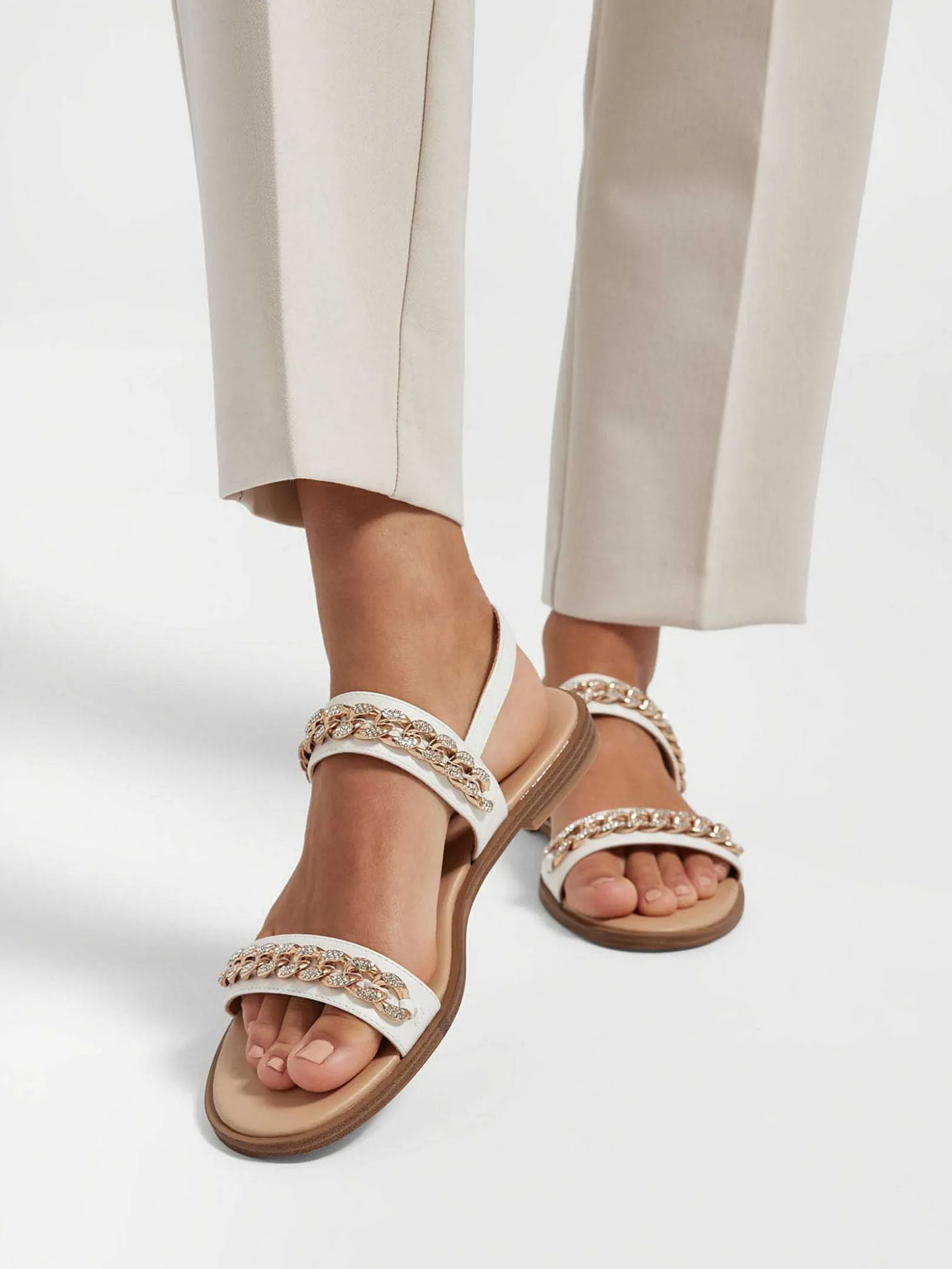 Graceland Witte Sandaal Sierketting-Dames Sandalen